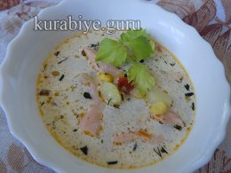 Густой суп из лосося с кукурузой 