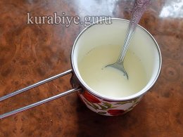 Говяжья отбивная с грибами и картофельным пюре с сыром