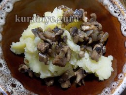 Постные вареники с картофелем и грибами