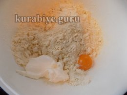Пирожки закусочные с копчёной рыбой