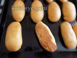 Пирожки с мясом и рисом из дрожжевого теста на кефире