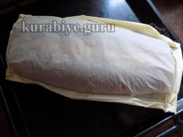 Маковый рулет в пергаменте