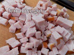 Салат с ветчиной и  грибами