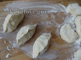 Вареники на пару з вишнями 