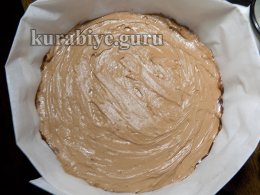 Шоколадный пляцок с клубникой