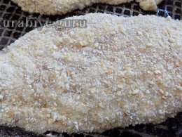 Куриная котлета со спагетти из цуккини 