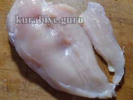 Острые рулетики из кабачка и куриного филе