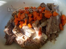 Суп с говяжьими рёбрышками по-польски