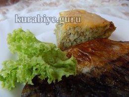 Запеканка из риса с кабачком и жареной скумбрией