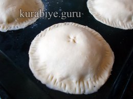 Пирожки с курицей и брокколи 