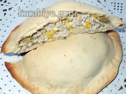 Пирожки с курицей и брокколи 