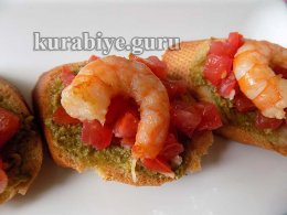 Брускетта с чесночной креветкой 