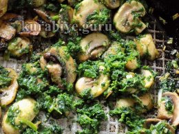 Запечённый омлет с творогом и грибами