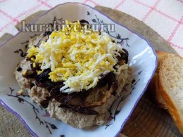 Паштет из куриной печени с карамелизированным луком