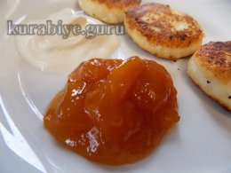 Персиковий джем з ананасом