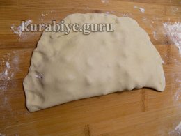Тройная пицца кальцоне 