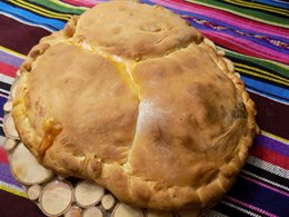 Тройная пицца кальцоне 