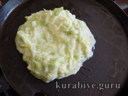 Кабачковий торт із сирною начинкою