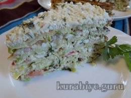 Кабачковий торт з червоною рибою та крабовими паличками