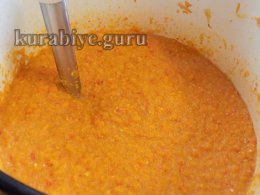 Кабачкова ікра на зиму з солодким перцем