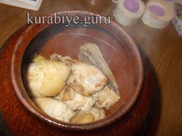 Рис с курицей в горшочке в духовке