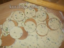Сырное печенье со шкварками 