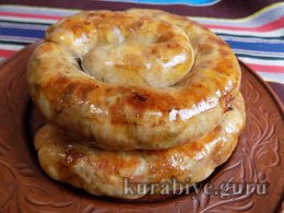 Ковбаса домашня з курятини у духовці
