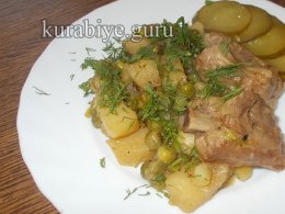 Жаркое с зелёным горошком 