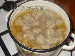 Альбондигас –  мексиканский суп с фрикадельками