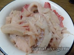 Фарширований короп запечений у духовці