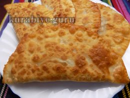 Чебуреки домашні, рецепт тіста на окропі