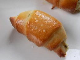 Рогалики з сирною начинкою