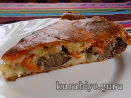 Пиріг з курячою печінкою