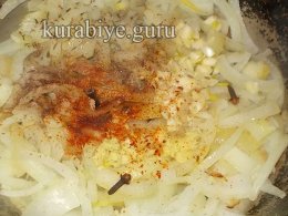 Курица в пряном соусе