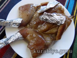 Перепілка запечена у духовці з салатом із кускусу