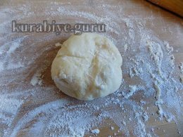 Плетінка з шоколадною начинкою