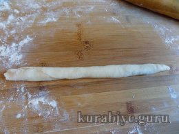 Плетінка з шоколадною начинкою