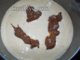 Банановый пирог с ириской 
