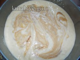 Банановый пирог с ириской 