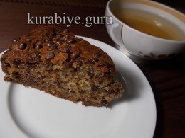 Банановый пирог с шоколадными каплями 