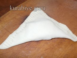 Салат из пекинской капусты с пирожками