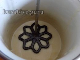 Хрустики з рідкого тіста на формочках