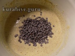 Сливовый пирог с орехами и шоколадом