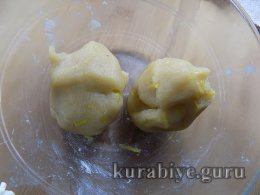 Масляний штолен з марципаном (Butterstollen)