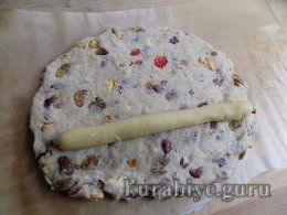 Масляний штолен з марципаном (Butterstollen)