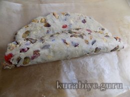 Масляний штолен з марципаном (Butterstollen)