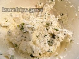 Запеканка из кабачков с сырной начинкой