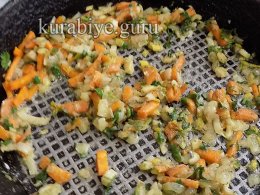 Сливочный суп с курицей и рисом