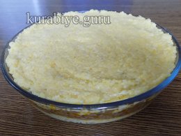 Запеканка из кукурузной каши с говяжьим фаршем