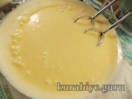 Шоколадний торт Ромашка 